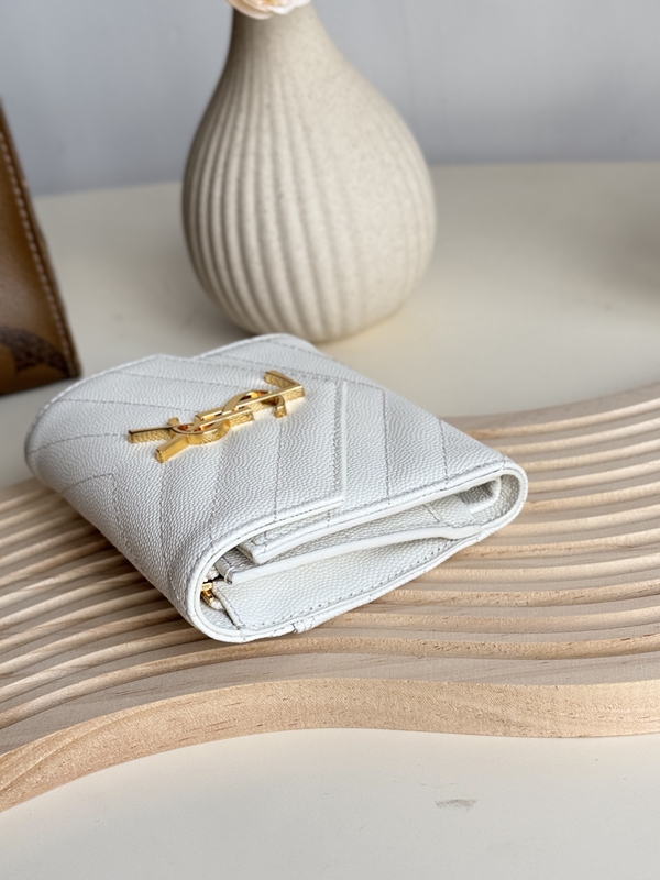 イヴサンローラン財布側面デザイン